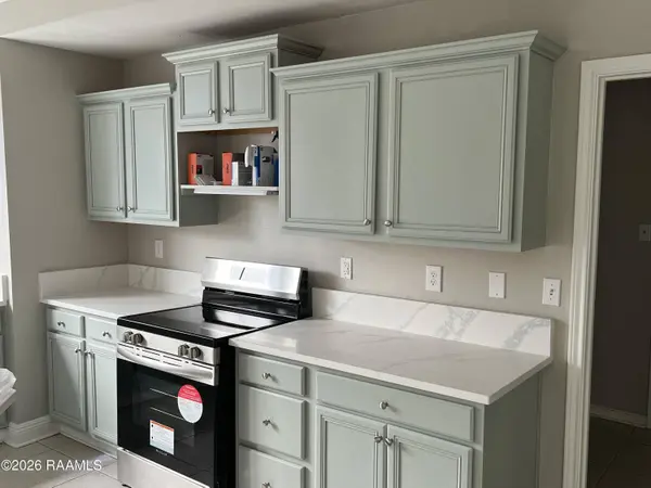 152 Windermere CIR, Youngsville, LA 70592