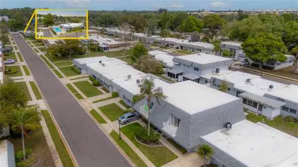 903 CARA DR #903, Largo, FL 33771