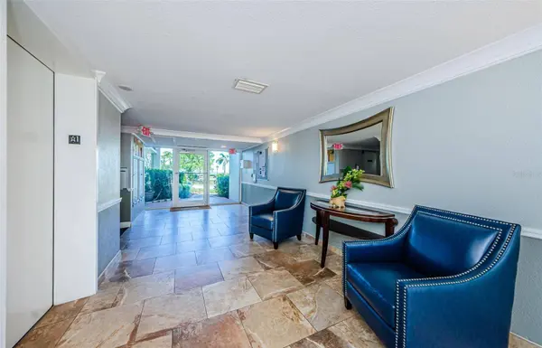 101 MARINER DR #101, Tarpon Springs, FL 34689
