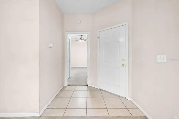 1204 HUNTINGTON GREENS DR #1204, Sun City Center, FL 33573
