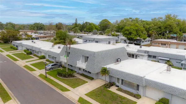 903 CARA DR #903, Largo, FL 33771