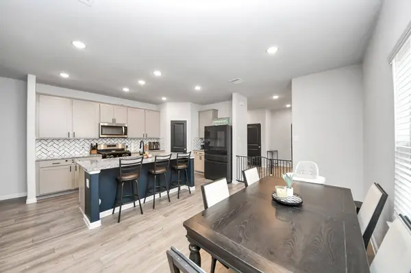 215 Intrepid TRL, Magnolia, TX 77354