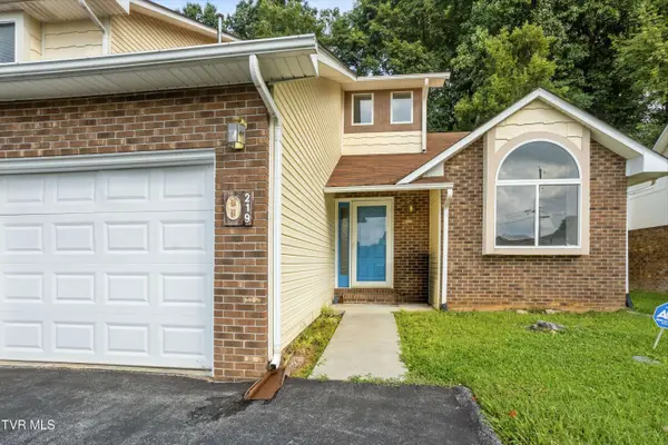 219 Buckingham CT, Abingdon, VA 24210
