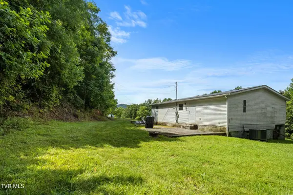 15217 Fields LN, Abingdon, VA 24210