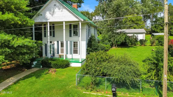 343 Magnolia DR, Glade Spring, VA 24340