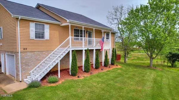 123 Bermuda DR, Jonesborough, TN 37659