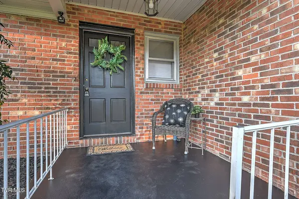 340 Springfield DR, Bristol, TN 37620