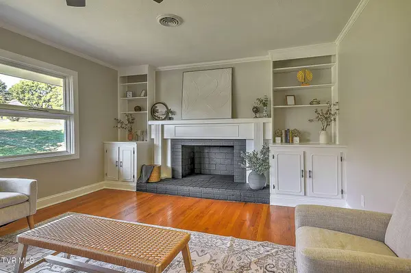 54 Crown CIR, Bristol, TN 37620