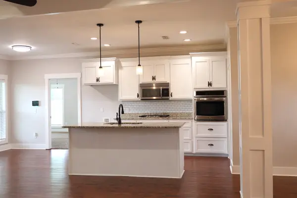 202 Cabrio Way Headland, Al 36345,