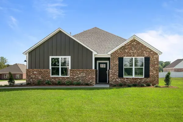 555 Golden Oaks Circle, Rehobeth, AL 36301