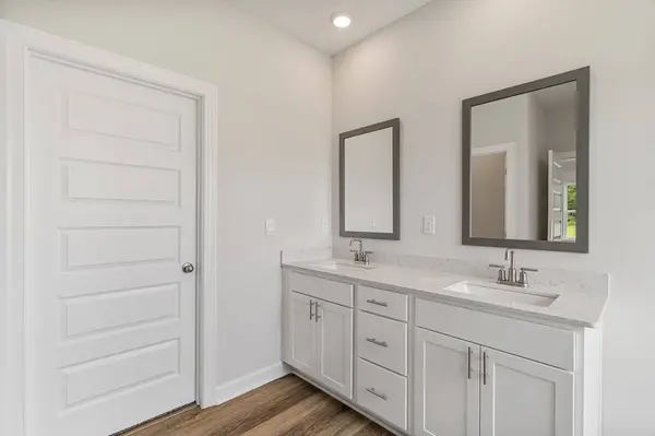 555 Golden Oaks Circle, Rehobeth, AL 36301