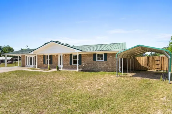 201 Sherwood Ct, Ozark, AL 36360-5433