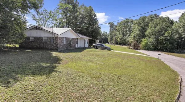 251 Alberta Drive, Ozark, AL 36360