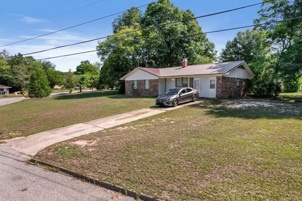 251 Alberta Drive, Ozark, AL 36360