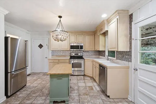 513 Gardenia Drive, Dothan, AL 36303