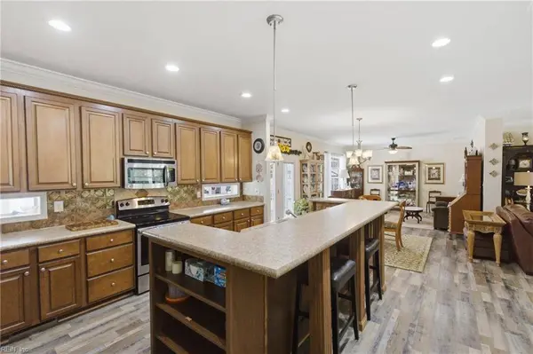 237 Cedar RD, Chesapeake, VA 23322