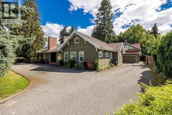 2065 Long Street, Kelowna, BC V1Y1L3