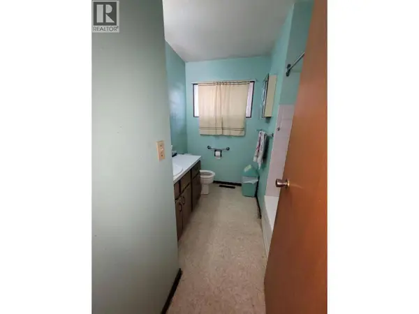 760 Cadder Avenue, Kelowna, BC V1Y5N6