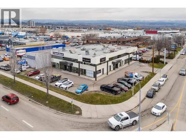 1751 Harvey AVE #110, Kelowna, BC V1Y6G4