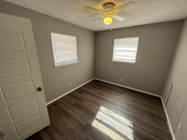 1913 41st Street #B, Lubbock, TX 79412