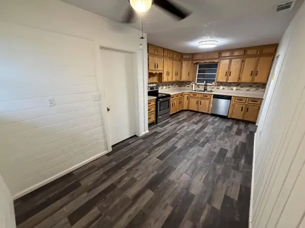 923 W 3rd Street, Spur, TX 79370