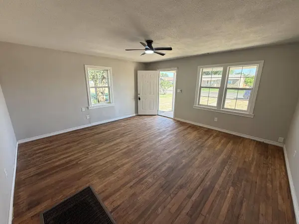 4413 40th Street, Lubbock, TX 79414