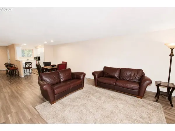 5301 PLOMONDON ST, Vancouver, WA 98661
