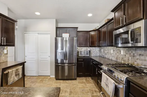 6319 W Harmony ST, Rathdrum, ID 83858