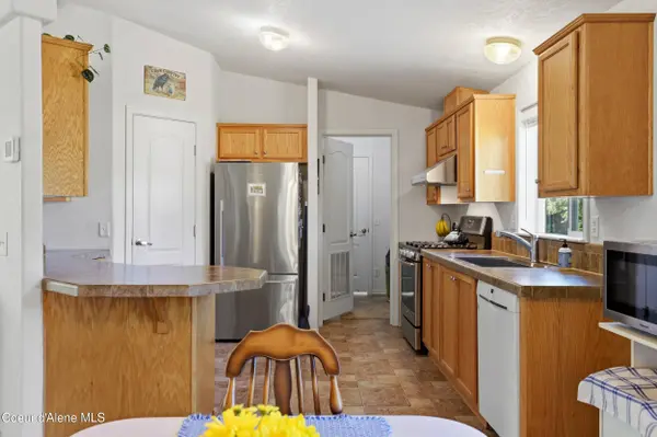 32850 N 3rd AVE, Spirit Lake, ID 83869
