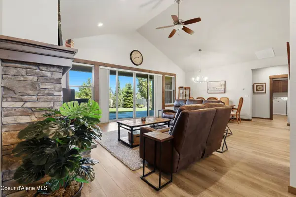 7380 N Roche DR, Coeur d'Alene, ID 83815