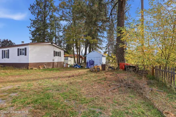 147 5th ST, Priest River, ID 83856