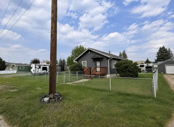 2665 Placer ST