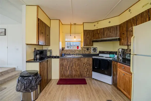 140 Shoestring Annie RD, Butte, MT 59701
