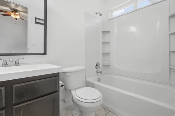 6952 W HUNTER DR, West Valley City, UT 84128