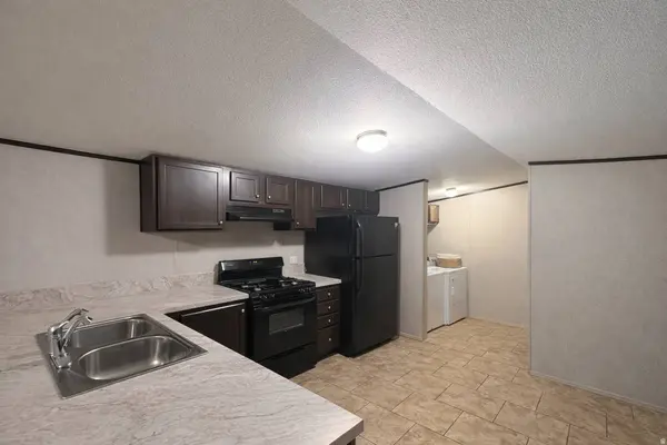 900 CENTURY DR #7, Ogden, UT 84404