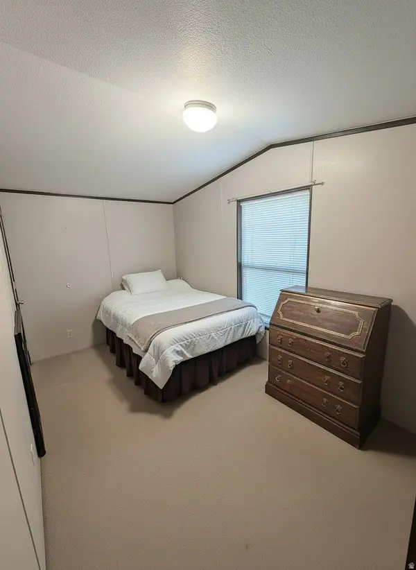 900 CENTURY DR #7, Ogden, UT 84404