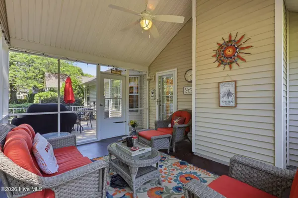 1654 Sedgefield DR, Murrells Inlet, SC 29576