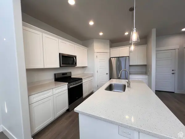 2047 N 3830 W, Lehi, UT 84048