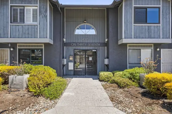 4375 37Th #2, San Diego, CA 92105