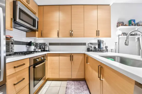 4710 Hastings ST #202, Burnaby, BC V5C 2K7