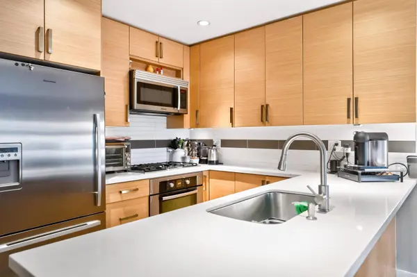 4710 Hastings ST #202, Burnaby, BC V5C 2K7