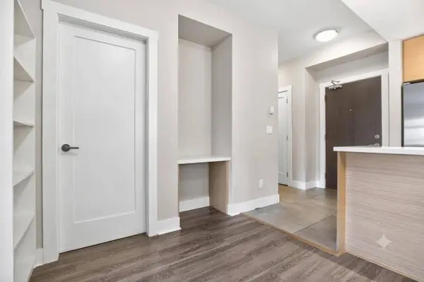 4710 Hastings ST #202, Burnaby, BC V5C 2K7