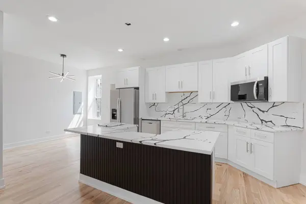 6627 S Saint Lawrence AVE, Chicago, IL 60637