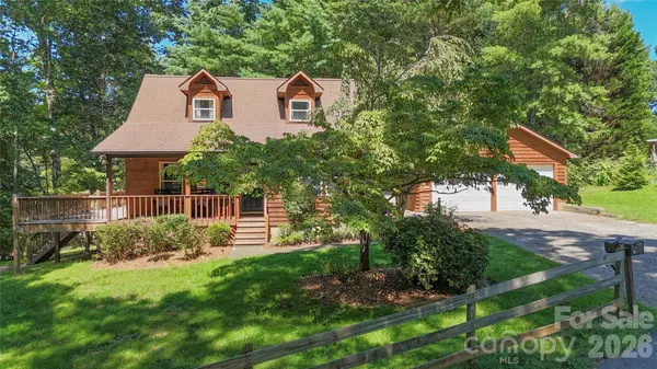 24 Oakwood RD