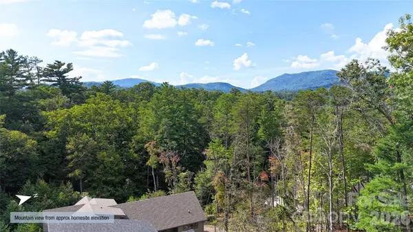 61 Crossings CIR #23, Fairview, NC 28730