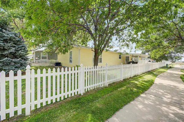 7735 Primrose Green #164