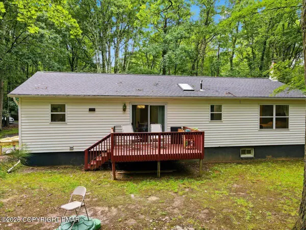 110 Gumwood LN, Kunkletown, PA 18058
