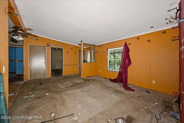 148 Walnut ST, Kunkletown, PA 18058