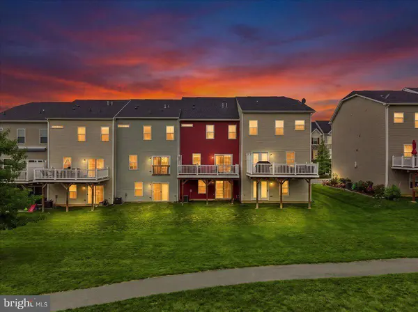 2396 EMANUEL CT, Easton, PA 18045