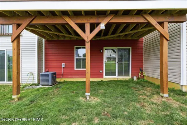 2396 Emanuel CT, Easton, PA 18045